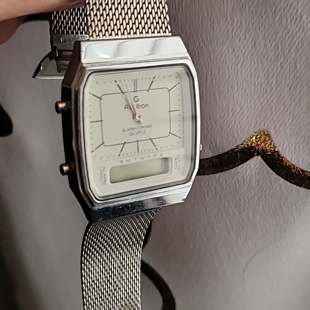 Armitron ALARM CHRONO Mesh Band Watch - COLLECTIBLE